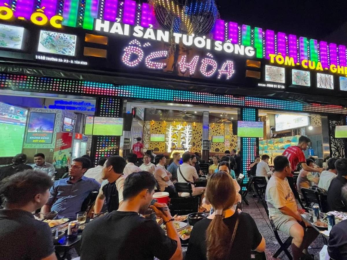 Hoa Seafood Restaurant - A Guide to the Best Seafood Restaurants in Ho Chi Minh City