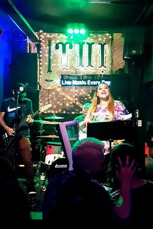 amazing voice - Live Music in Saigon: 12 Epic Spots for 2024 Nightlife