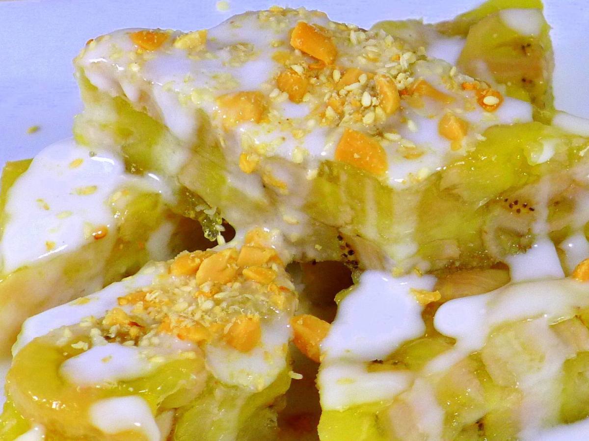 banh chuoi - 4 Irresistible Vietnamese Desserts In Ho Chi Minh You Need To Try Today