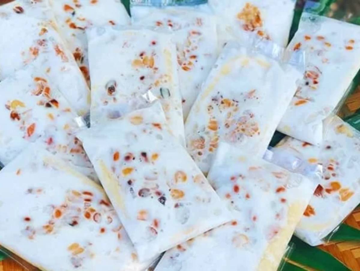 kem chuoi - 4 Irresistible Vietnamese Desserts In Ho Chi Minh You Need To Try Today