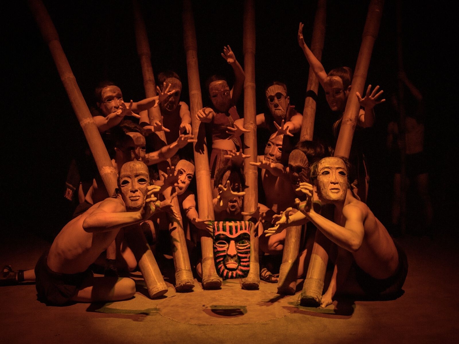 Teh Dar Show – A Vietnamese Bamboo Circus Experience