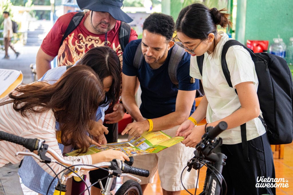 Cycling Adventure at Suoi Tien Theme Park: A Thrilling Showcase of Community and Team Spirit 12 suoi tien 23 - Cycling Adventure at Suoi Tien Theme Park: A Thrilling Showcase of Community and Team Spirit